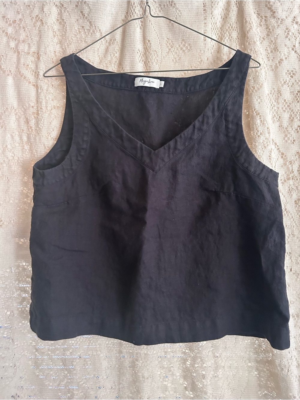 MagicLinen Black V-Neck Linen Tank Top
